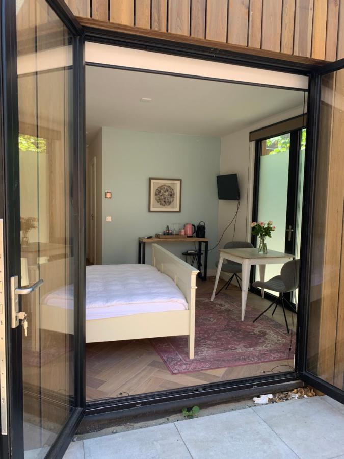 Charming Private Guesthouse Air By The Beach Зандфорт Экстерьер фото